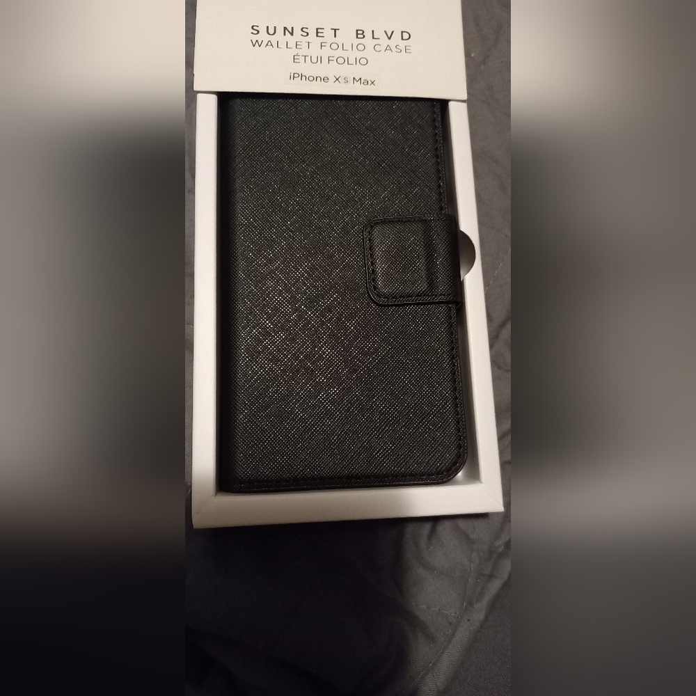 iPhone Xs Max Black Wallet Folio Case